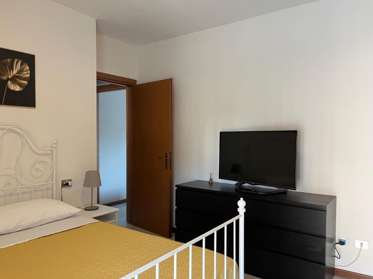 Lovely Apartment ปาร์มา ภายนอก รูปภาพ